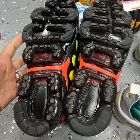 Nike Air Vapor max Sneakers deferent callers available size 7 women . - Picture 2 of 14